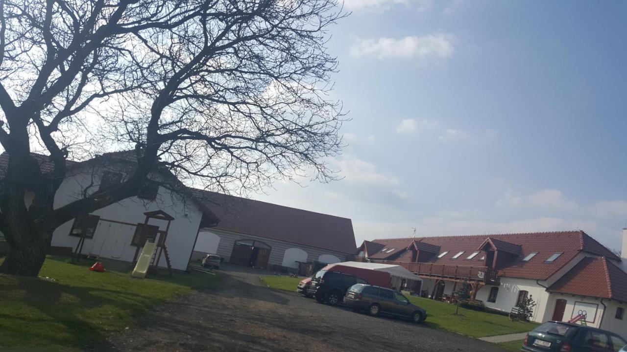 Penzion U Farmare Chotoviny Extérieur photo