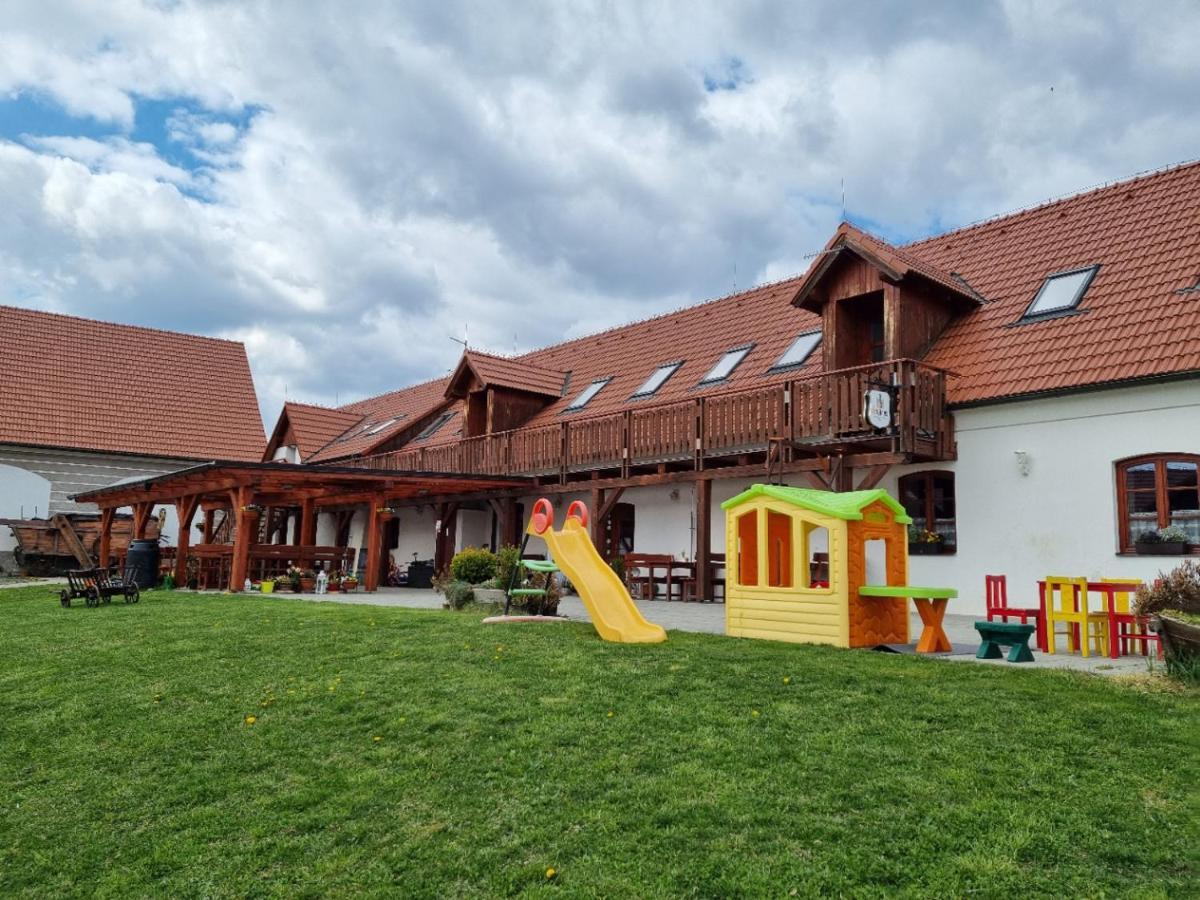 Penzion U Farmare Chotoviny Extérieur photo